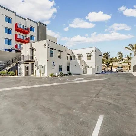 Vista 2-Bedroom Apartment - Free Wifi - Near Beach Exterior photo