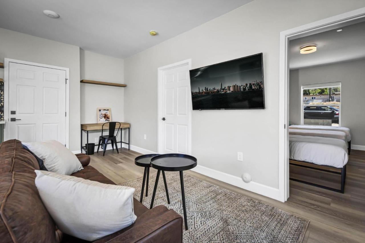 2-bedroom - Free Wifi - Near Apartment